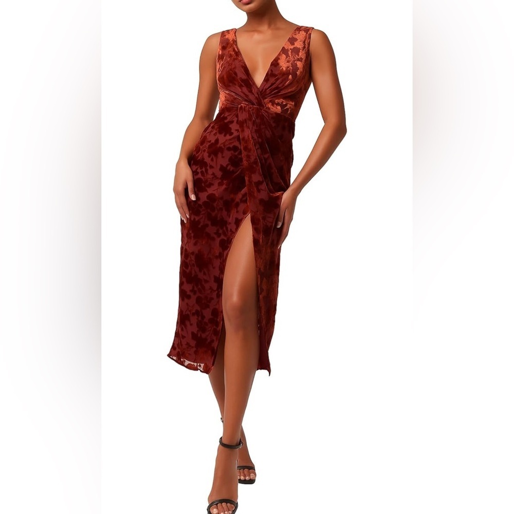 Lulu's Burgundy Velvet Midi Dress